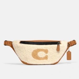 NWT Authentic Coach Warren Genuine Shearling Leather Belt Bag with Coach Motif
